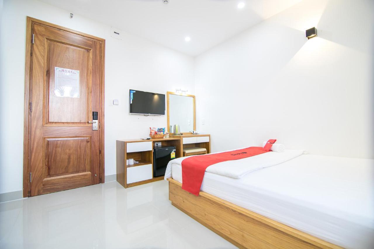 Reddoorz Plus Near Lotte Mart Cong Hoa Ho Chi Minh-Byen Eksteriør billede