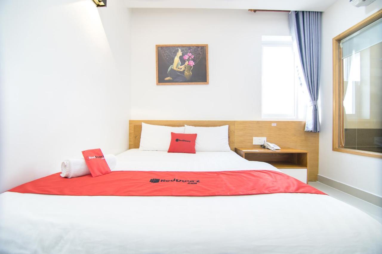 Reddoorz Plus Near Lotte Mart Cong Hoa Ho Chi Minh-Byen Eksteriør billede