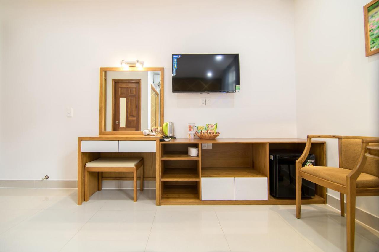 Reddoorz Plus Near Lotte Mart Cong Hoa Ho Chi Minh-Byen Eksteriør billede