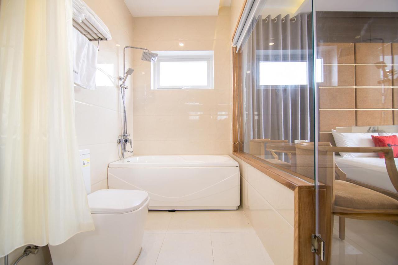 Reddoorz Plus Near Lotte Mart Cong Hoa Ho Chi Minh-Byen Eksteriør billede