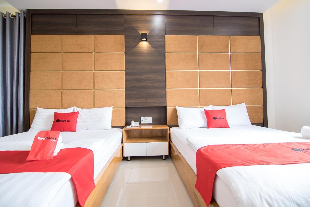 Reddoorz Plus Near Lotte Mart Cong Hoa Ho Chi Minh-Byen Eksteriør billede
