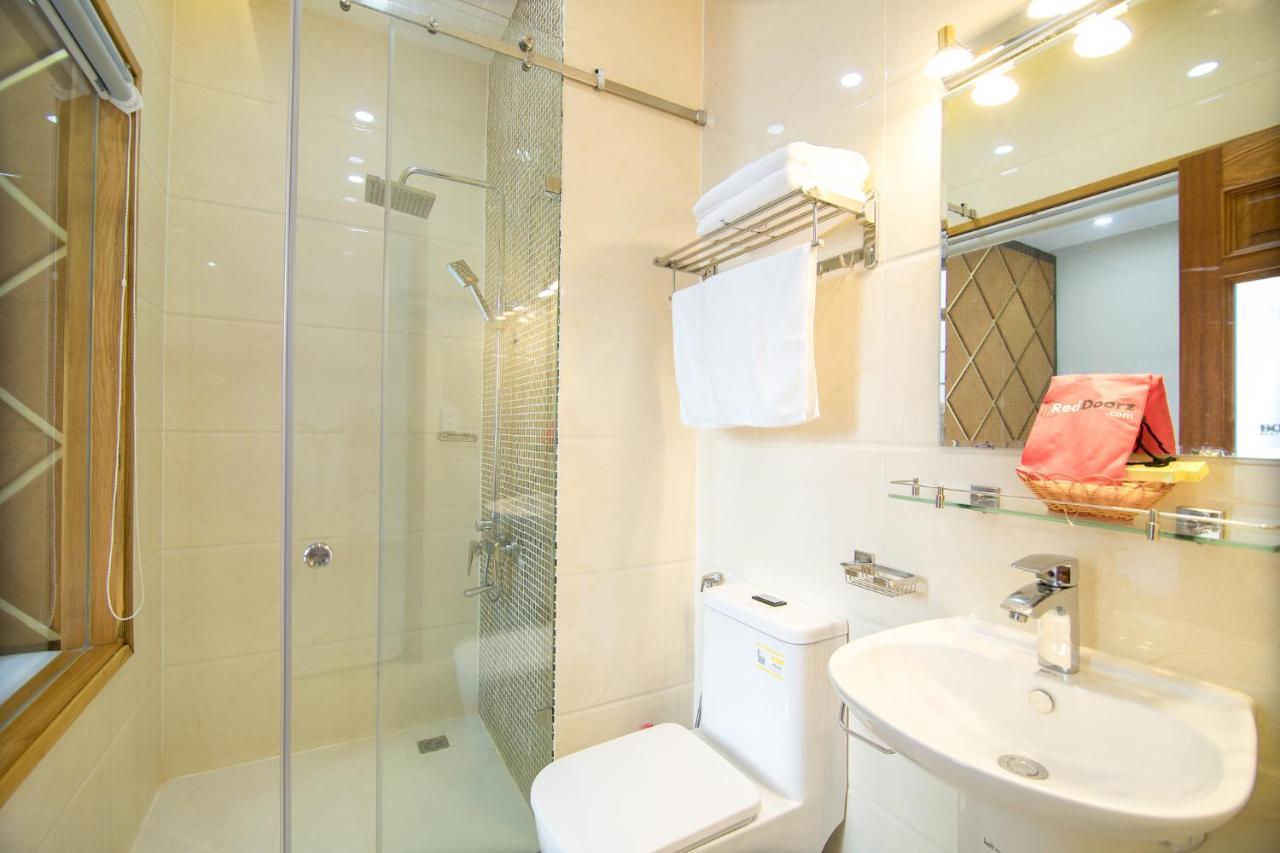 Reddoorz Plus Near Lotte Mart Cong Hoa Ho Chi Minh-Byen Eksteriør billede