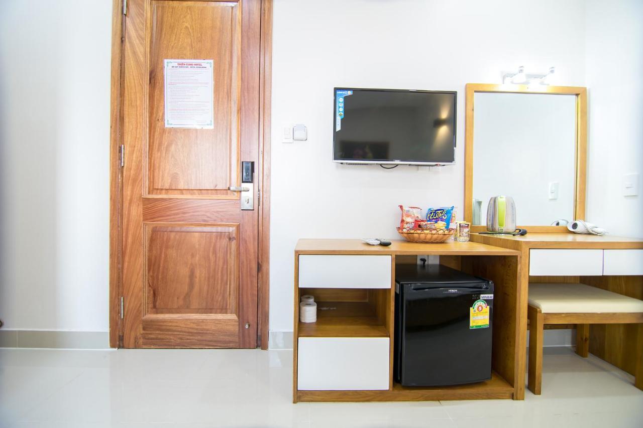 Reddoorz Plus Near Lotte Mart Cong Hoa Ho Chi Minh-Byen Eksteriør billede