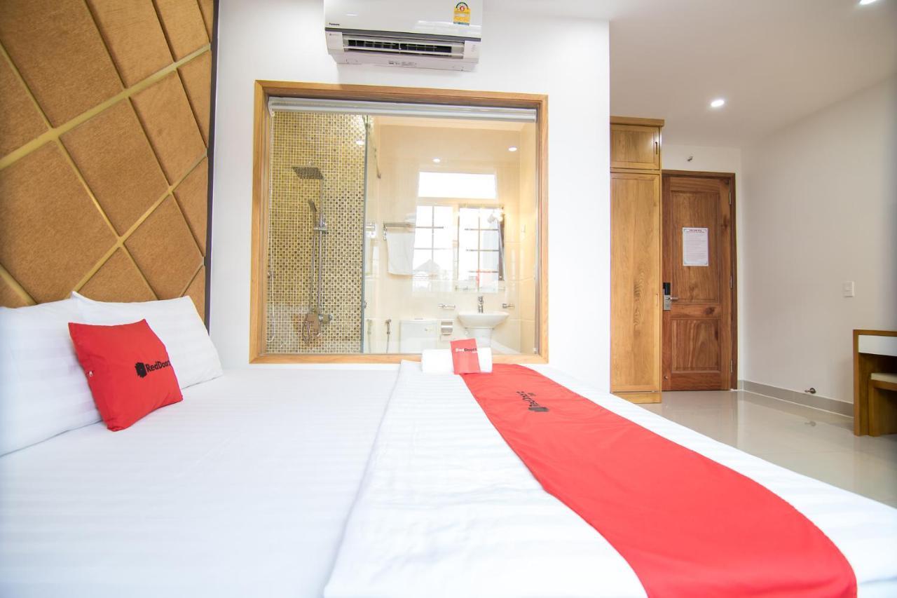 Reddoorz Plus Near Lotte Mart Cong Hoa Ho Chi Minh-Byen Eksteriør billede