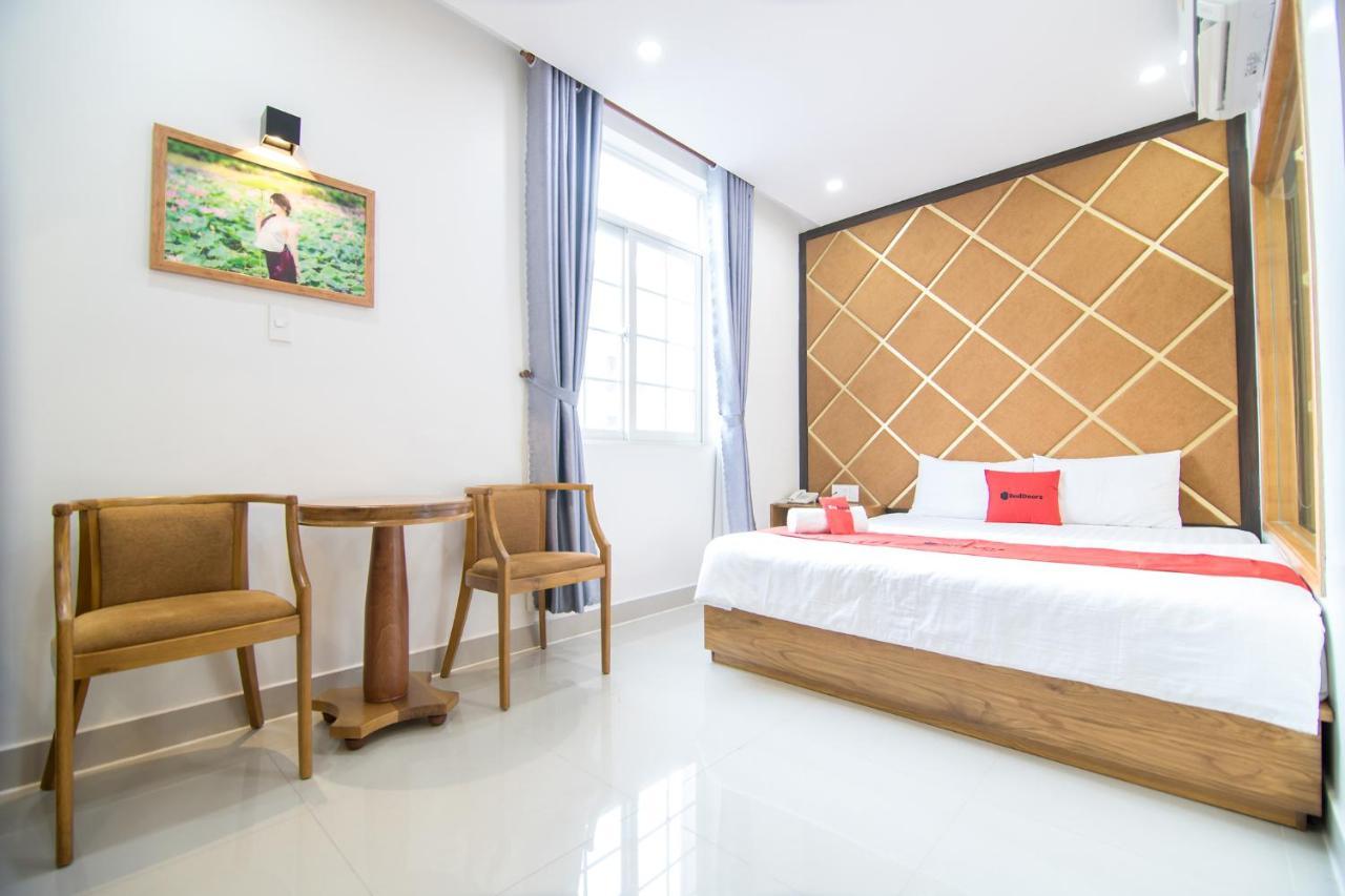 Reddoorz Plus Near Lotte Mart Cong Hoa Ho Chi Minh-Byen Eksteriør billede