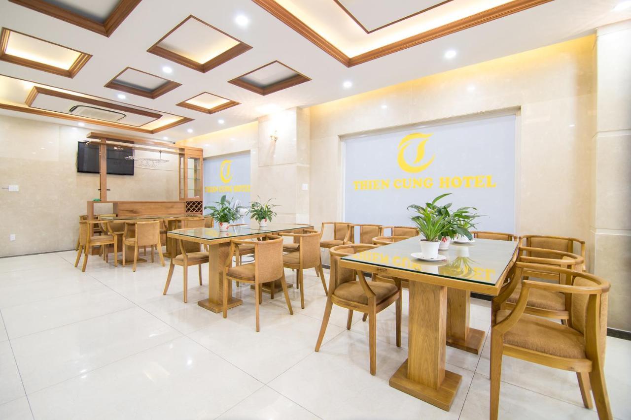 Reddoorz Plus Near Lotte Mart Cong Hoa Ho Chi Minh-Byen Eksteriør billede