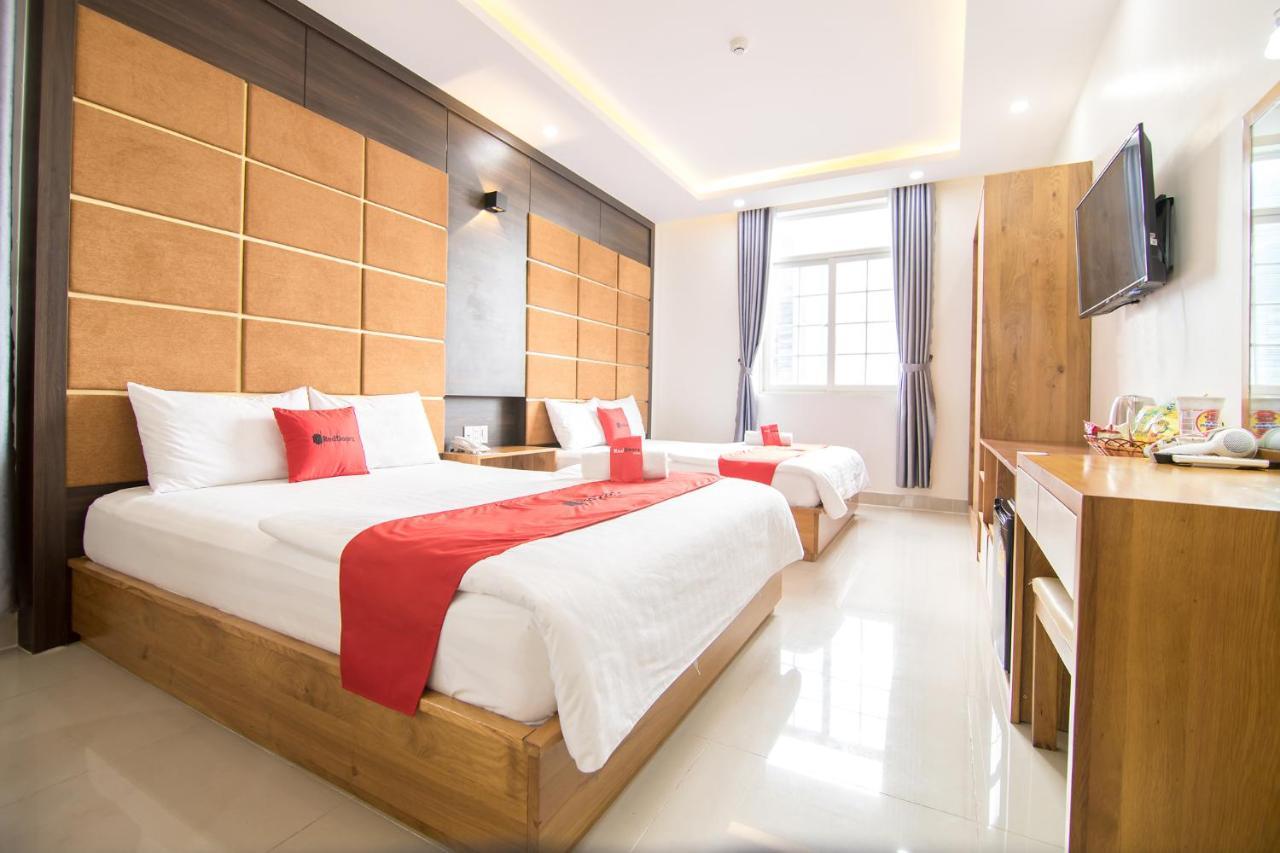 Reddoorz Plus Near Lotte Mart Cong Hoa Ho Chi Minh-Byen Eksteriør billede